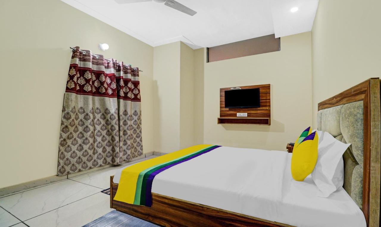 Hotel Itsy By Treebo - Sk Grand - Sector 80 Mohali Sohāna Exterior foto